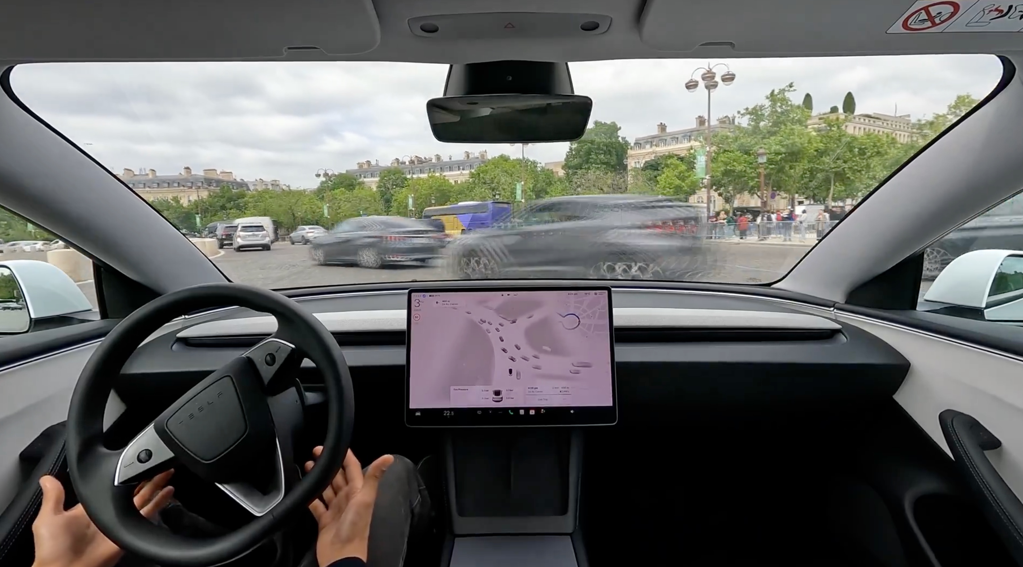 Tesla testuje FSD w Europie: Rewolucja autonomicznej jazdy przed drzwiami