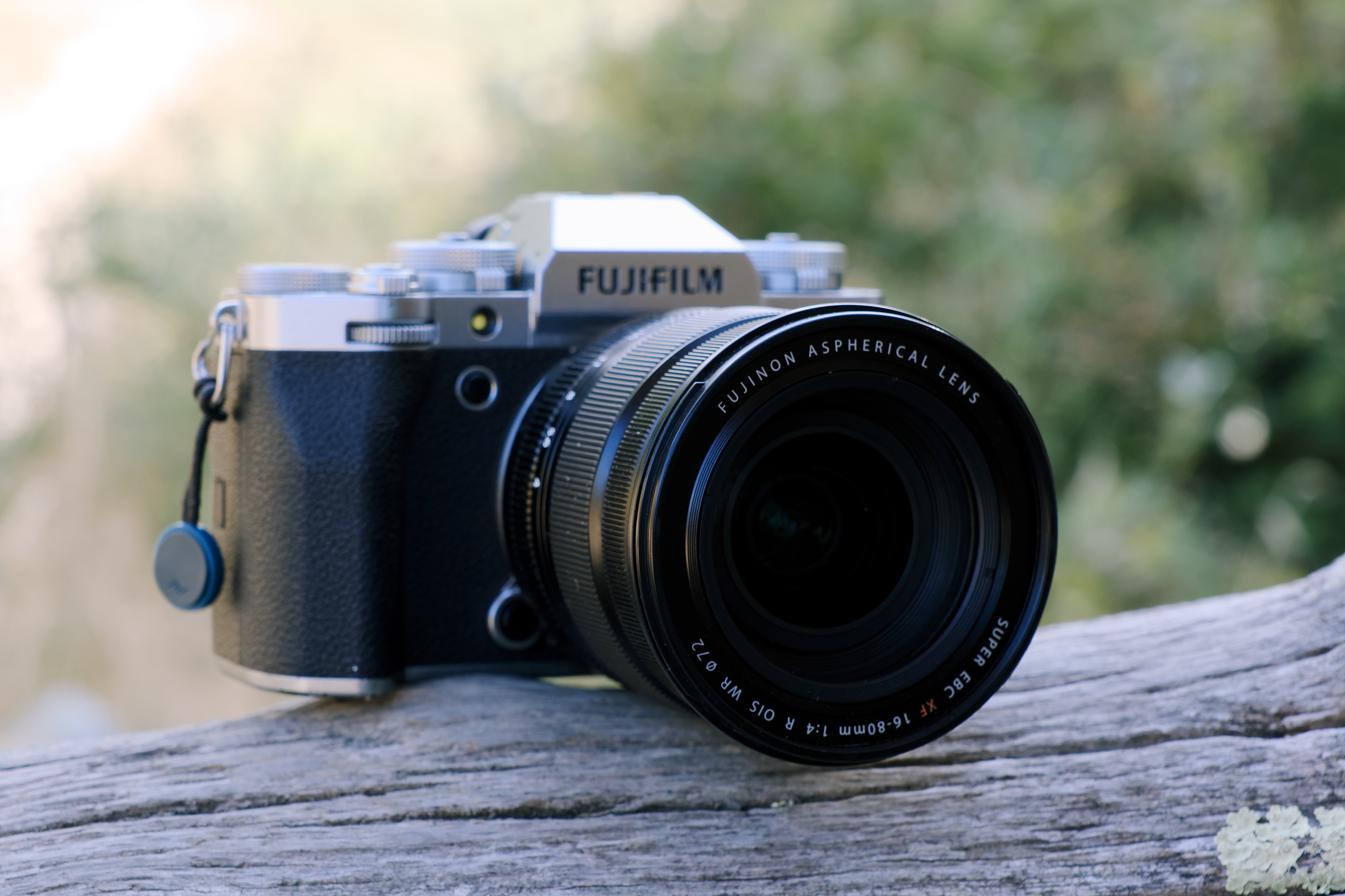 Fujifilm X-T5 – klasyczny wygląd, nowoczesne możliwości