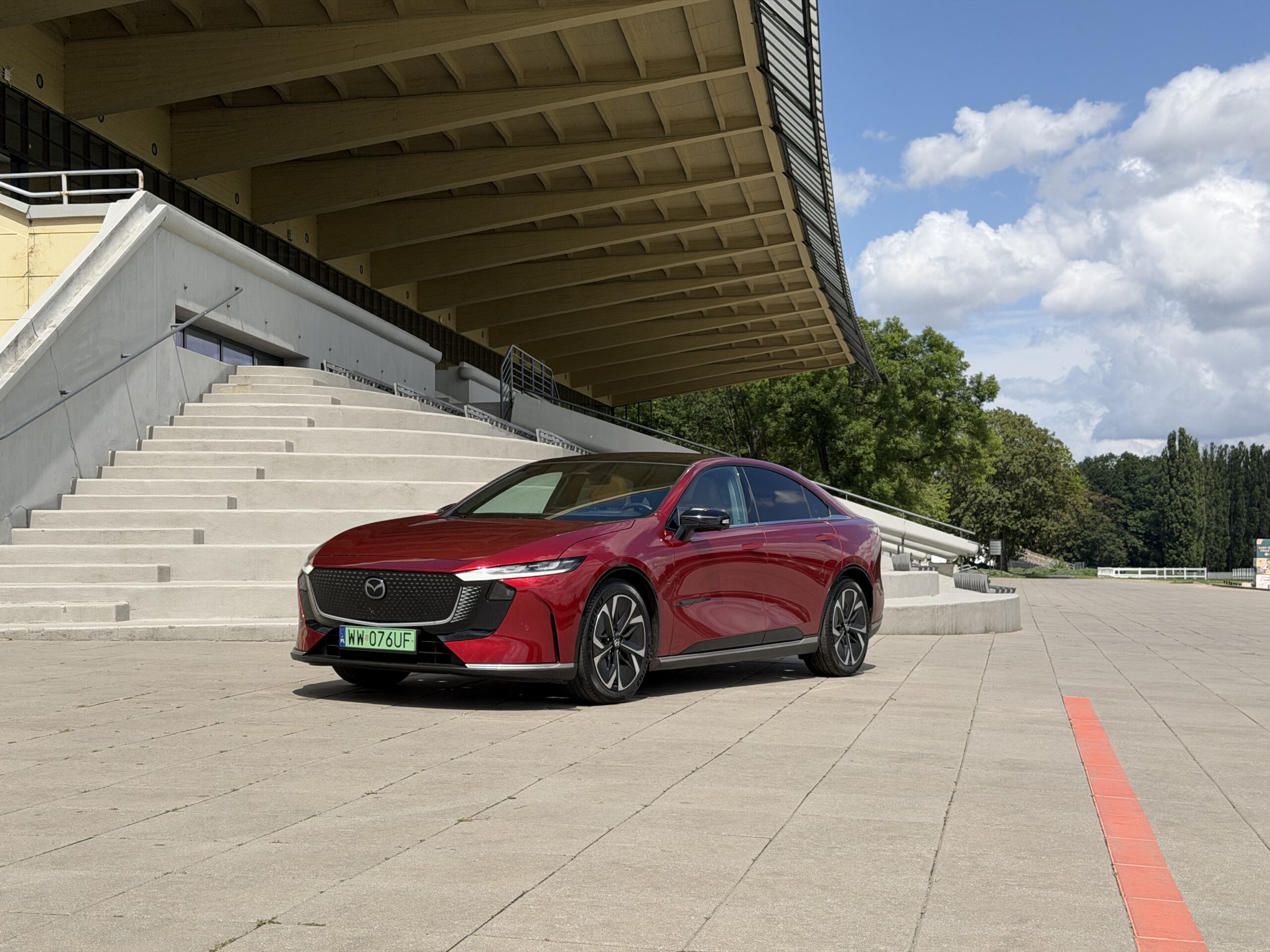 Mazda 6e: Japońska Dusza, Chińskie Serce?