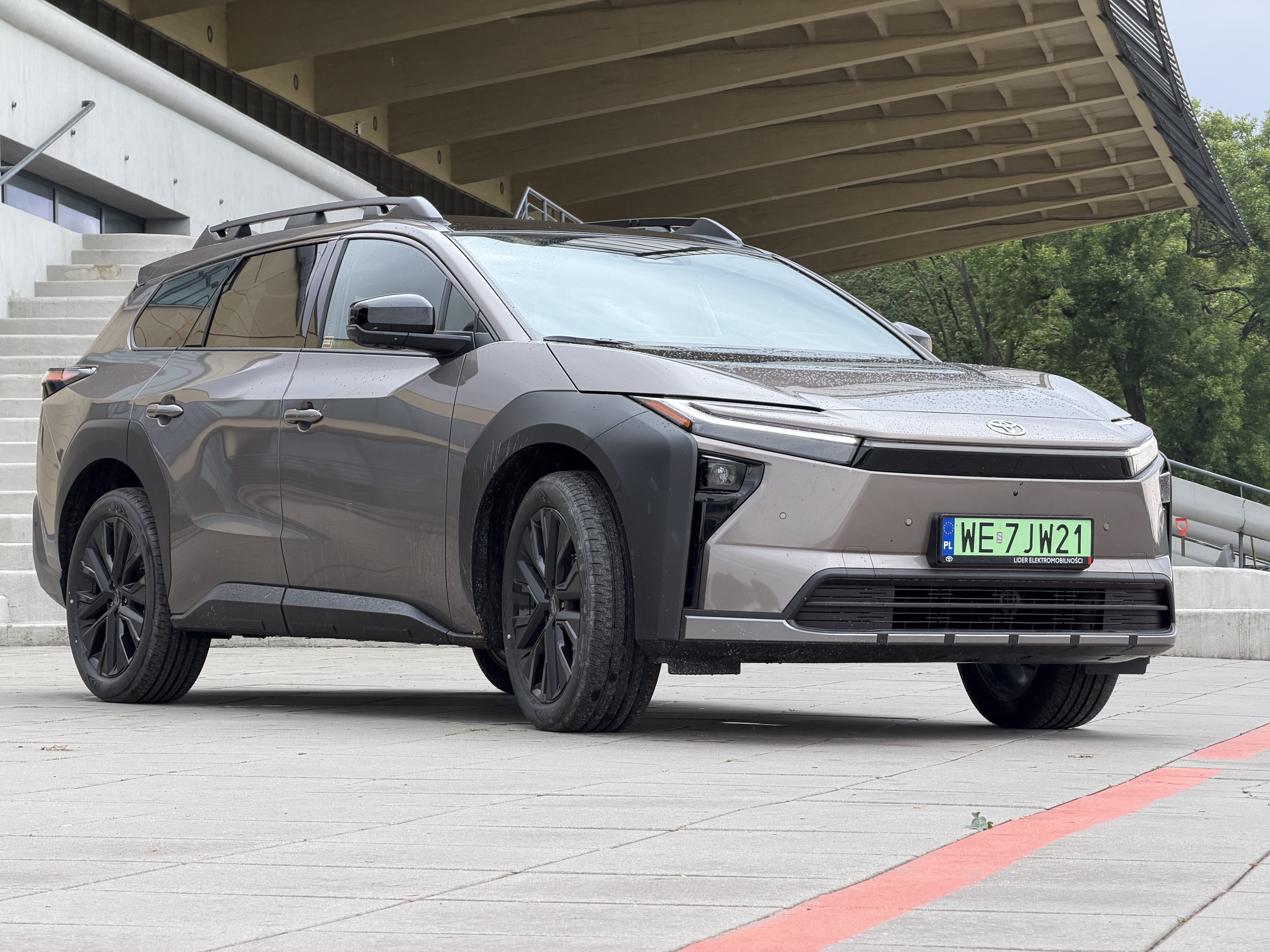 Toyota bZ4X Touring 2026: Zmartwychwstanie elektryka od Toyoty?
